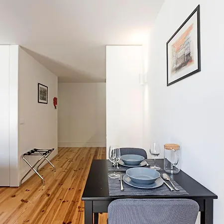 Lapa Flat In City Center By Lovelystay Porto Exterior photo